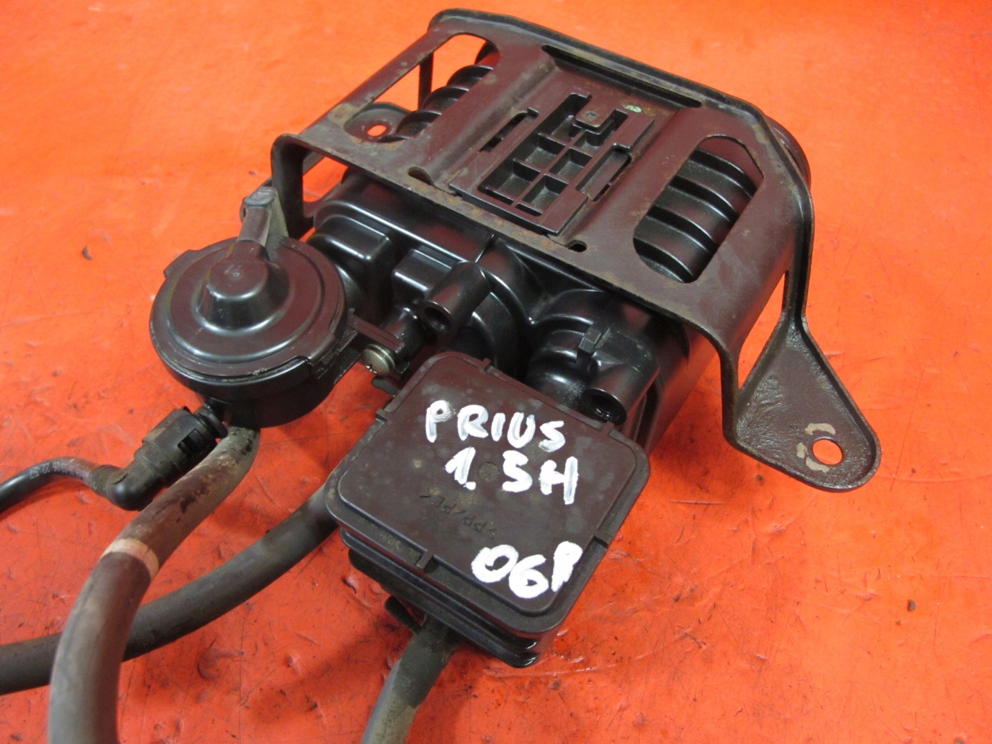 TOYOTA PRIUS II W20 1.5 HYBRID carbon filter