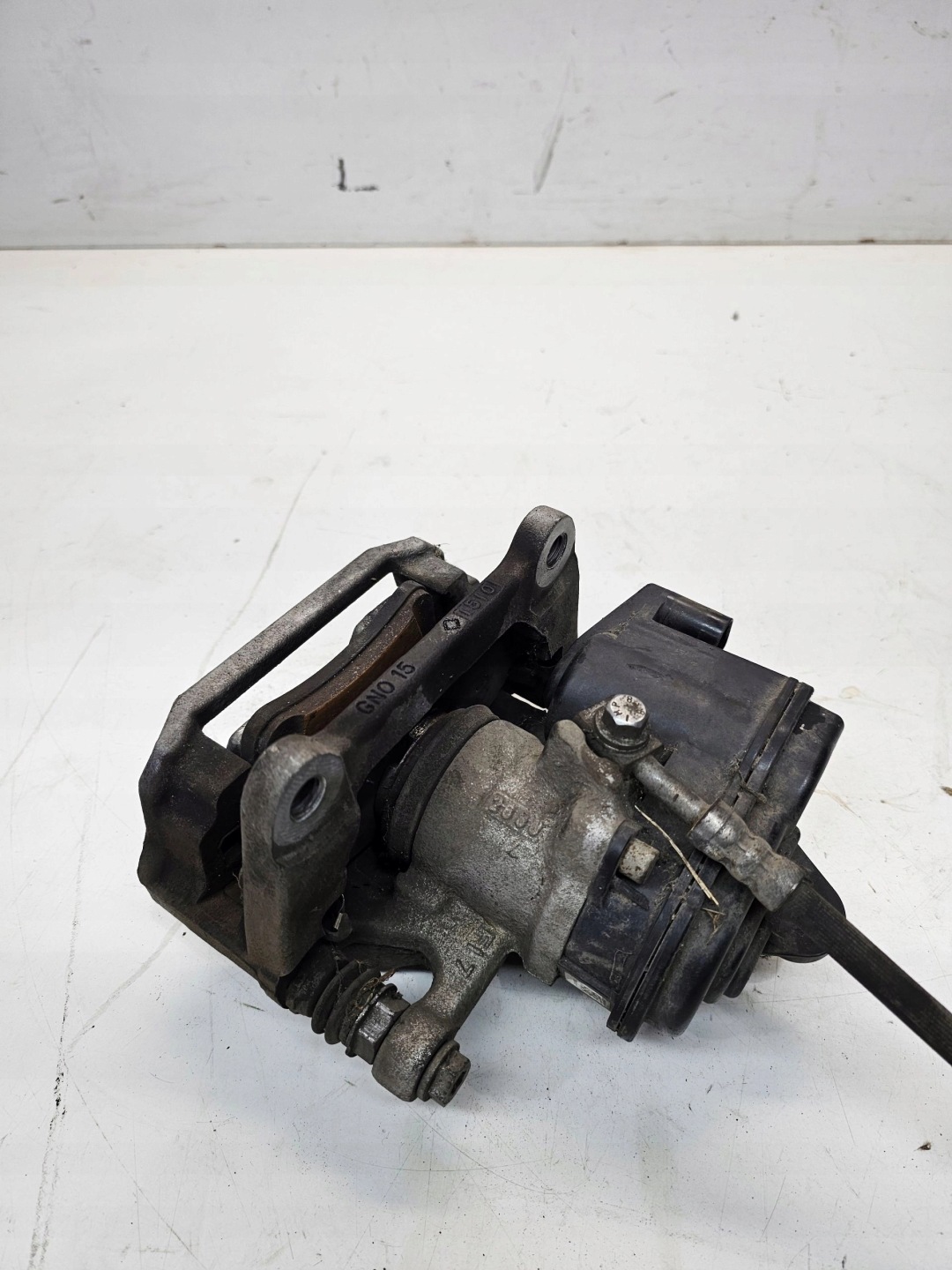 caliper brake left rear part AUDI A4 B9 A5 8W0405BL