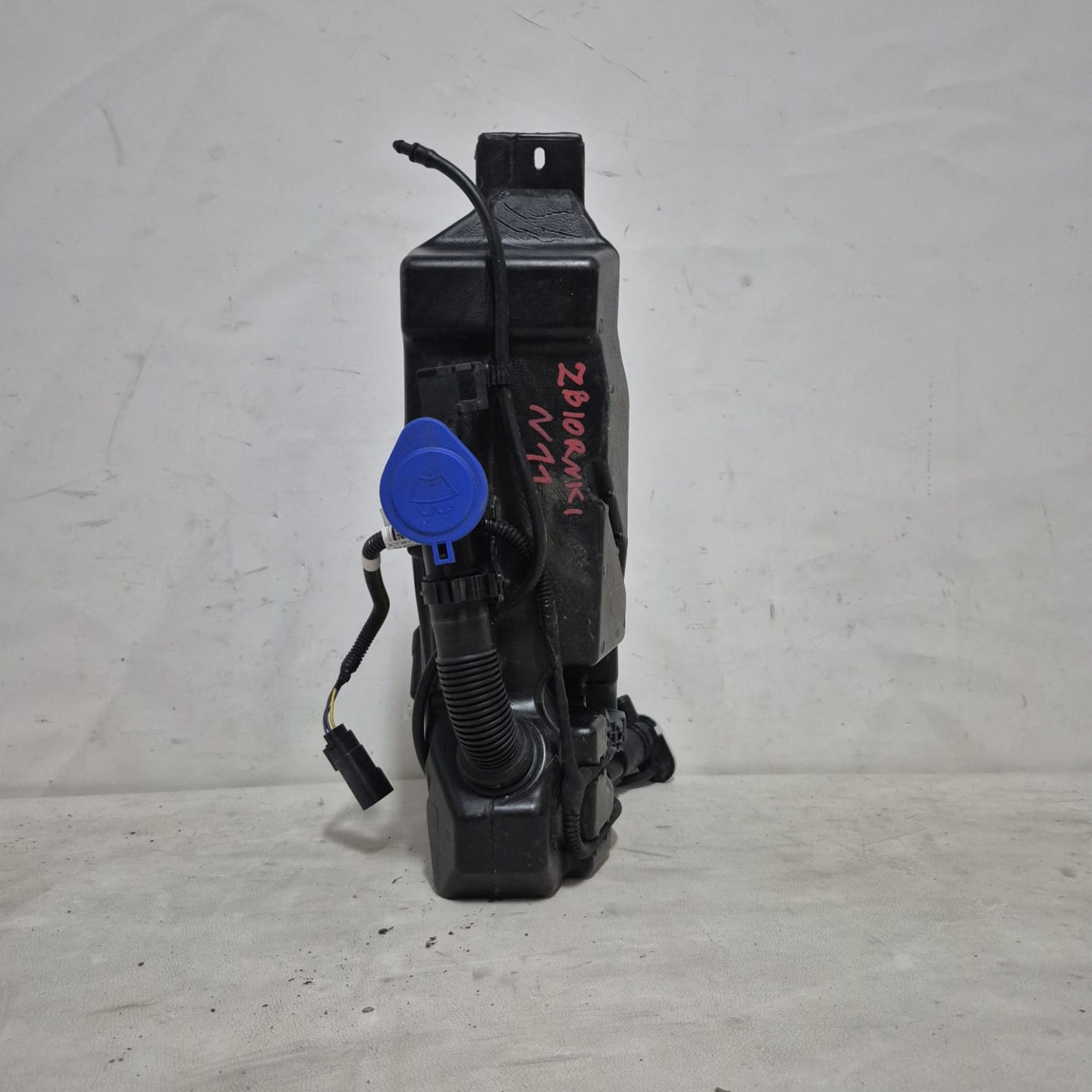 FORD FOCUS IV 4 MK4 18-25 serbatoio LIQUIDO LAVAFARI
