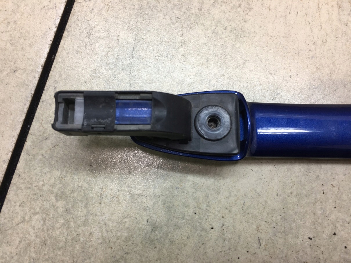 lock door handle right rear part MAZDA 6 and GY