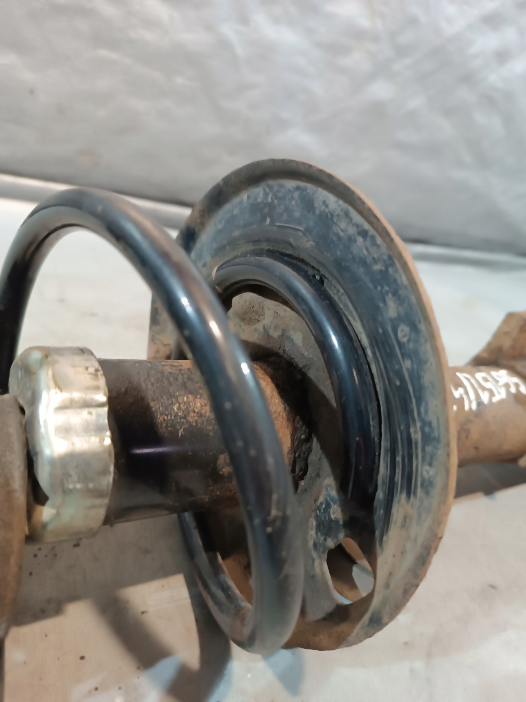 McPherson shock absorber right front TOYOTA YARIS II