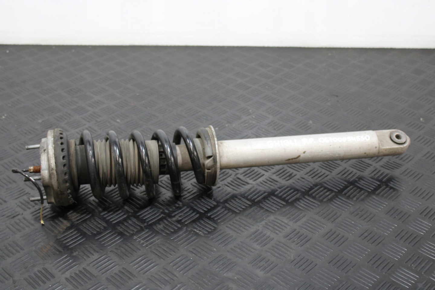 shock absorber right 06700054550 MASERATI GHIBLI M157