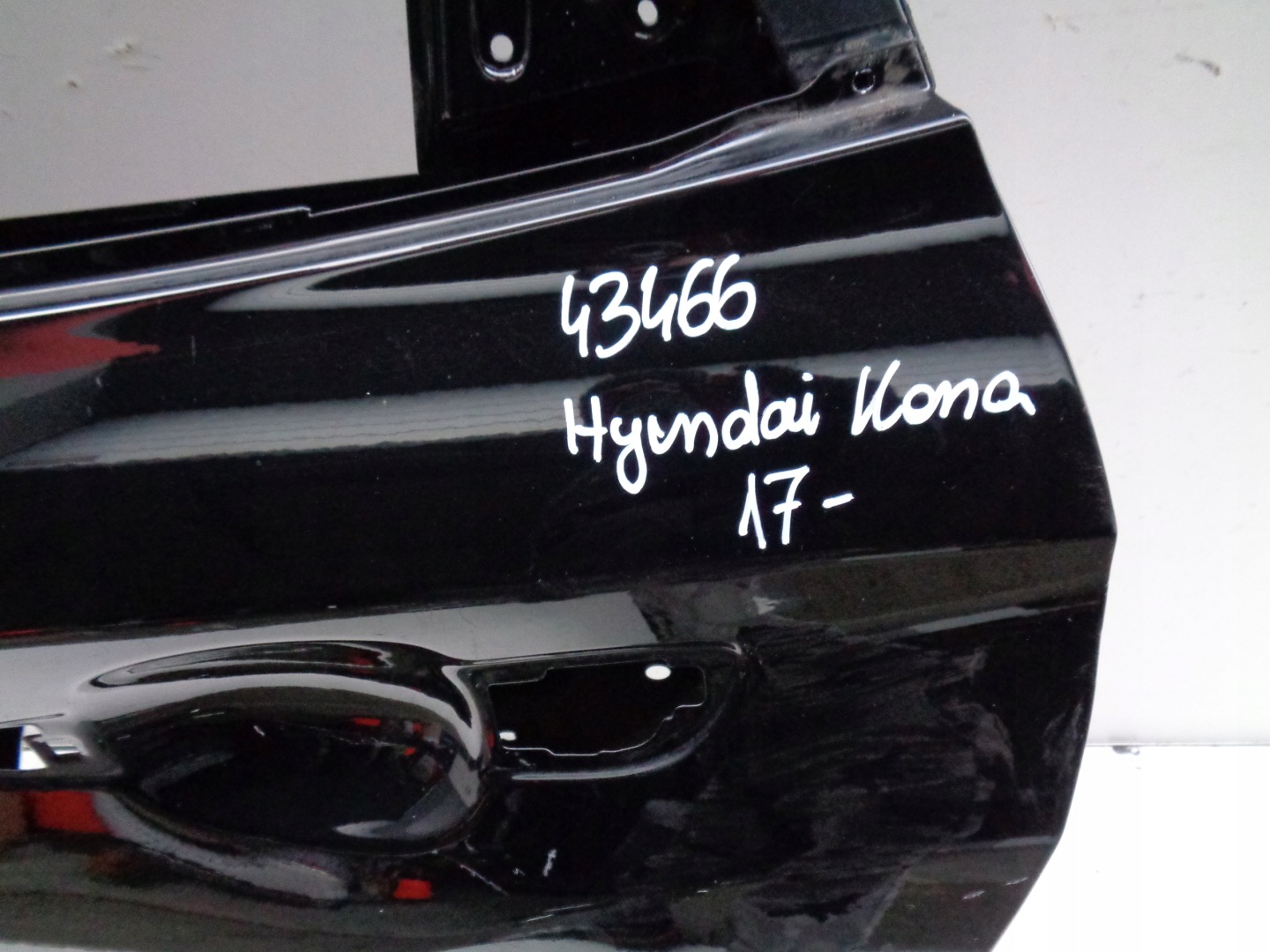 door left rear. HYUNDAI KONA 17- NR 43466