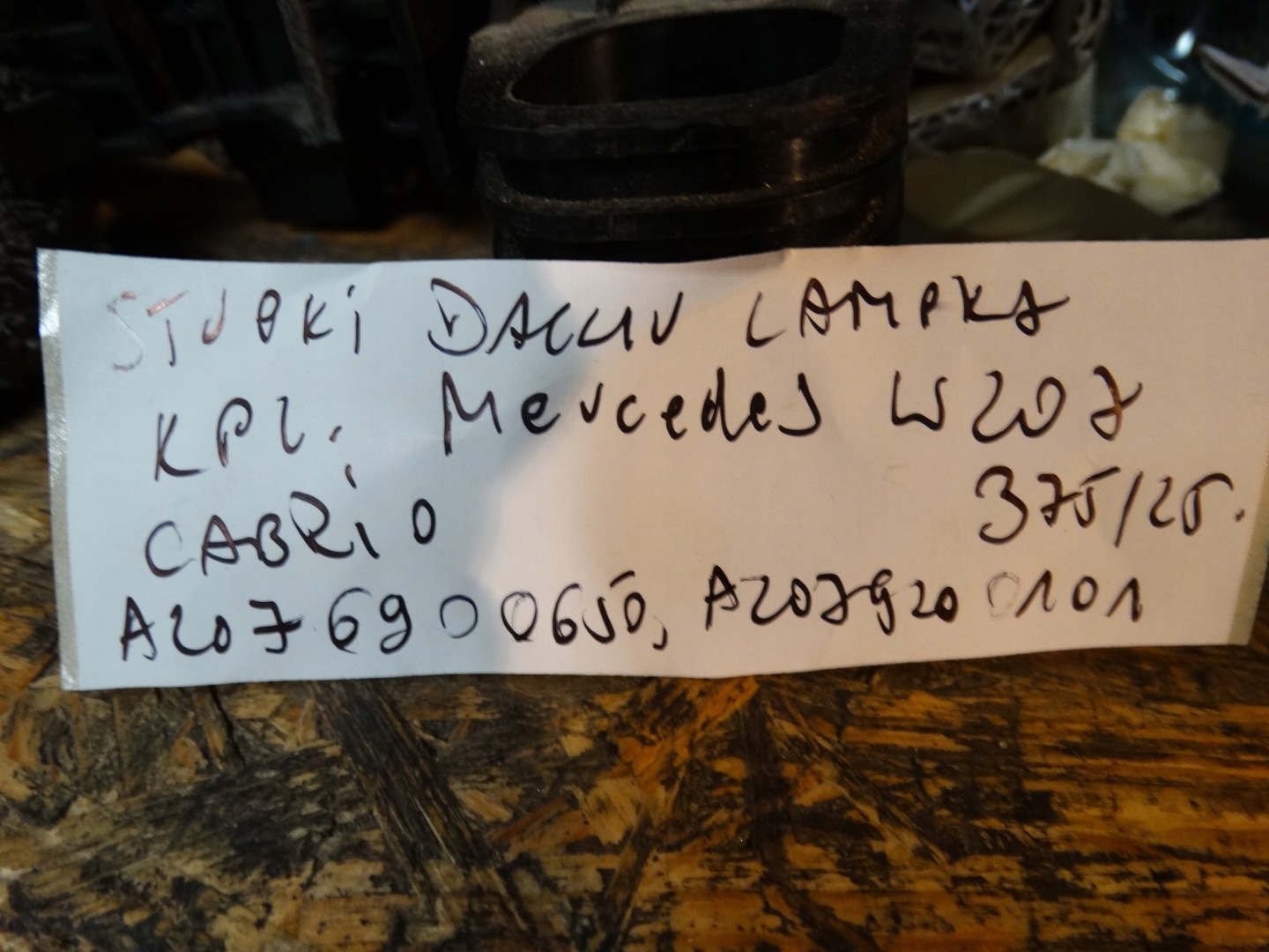 IDEALNY KPL. SÄULE DACH LICHT MERCEDES W207 1