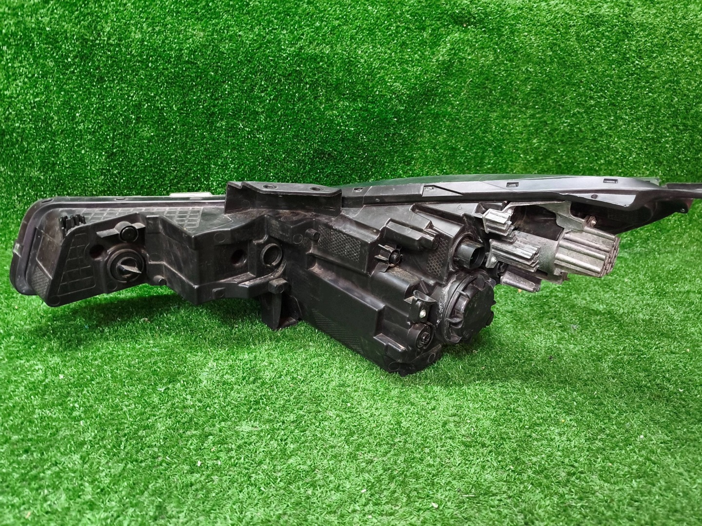 REFLEKTOR right front HYUNDAI ELANTRA VII 20- FULL LED NR.1606