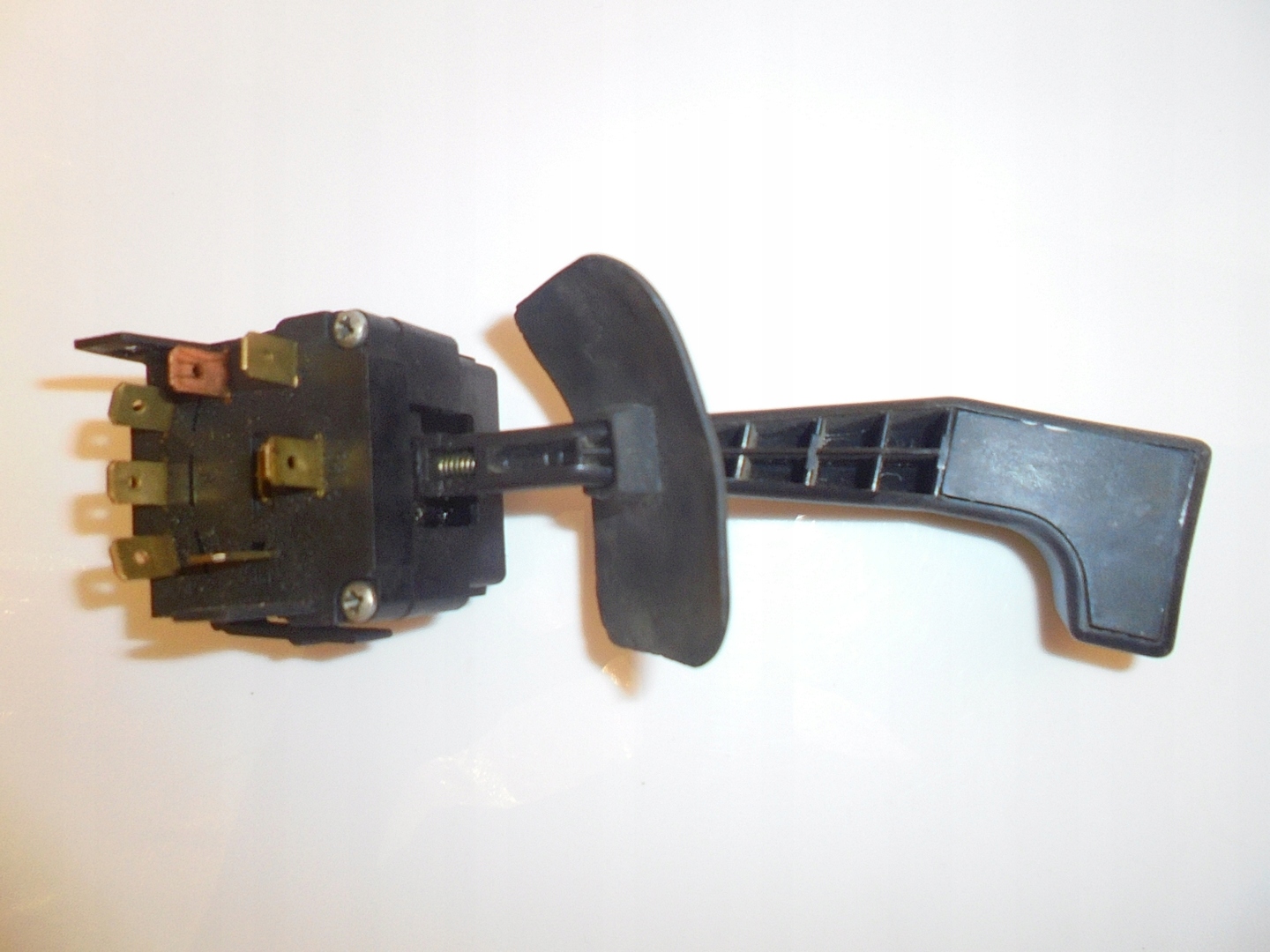 Bouton Indicateurs de direction OPEL 90221174