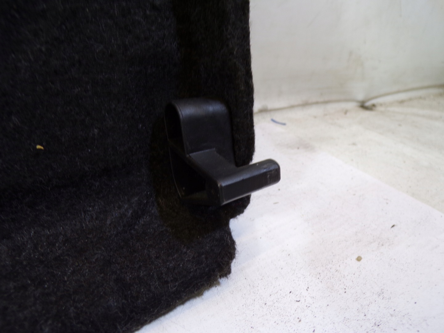 rear plato boot TOYOTA COROLLA E12 LIFT 5D