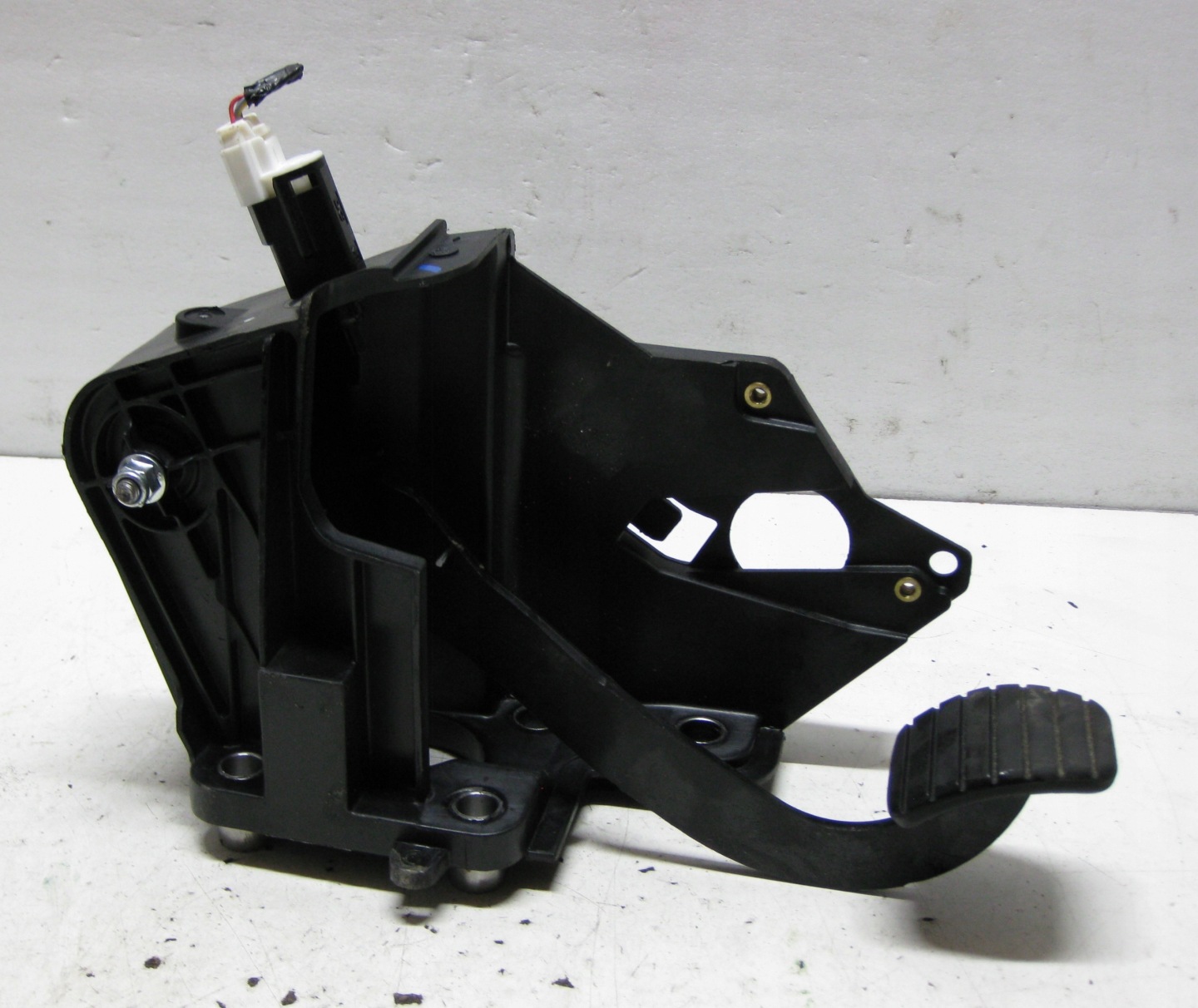 RENAULT MASTER III LIFT PEDAL kočnice držač 070108H