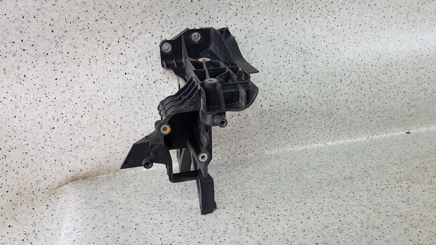 MERCEDES E KLASA W213 OKULAR console holder lights left front 9996