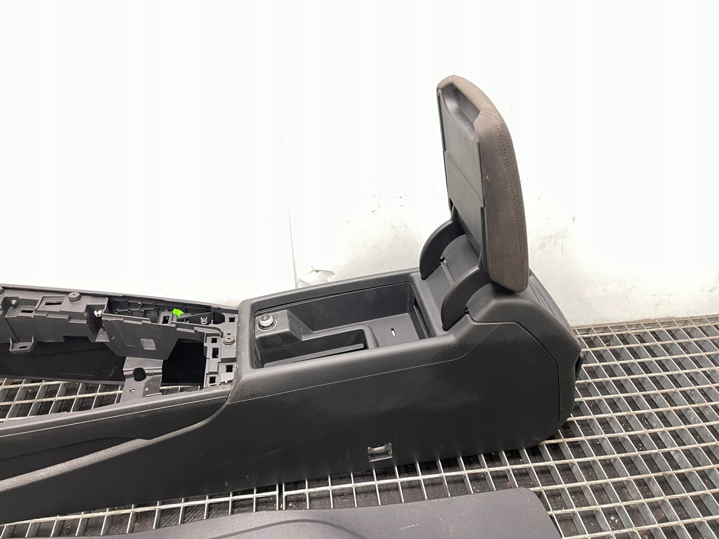 TUNEL bracciolo EUROPA Originale 8W1 AUDI A4 B9 8W
