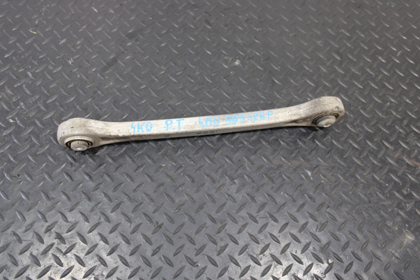 Querlenker rechts heck AUDI A6 C8 4K0 4K9 4M0505425F
