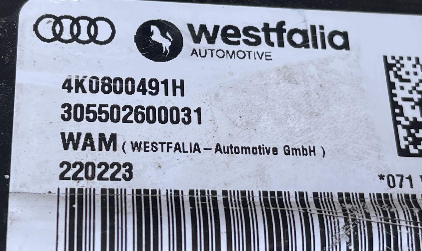 AUDI A6 C8 A7 4K tow SKLADANY electrical OE 4K0800491H