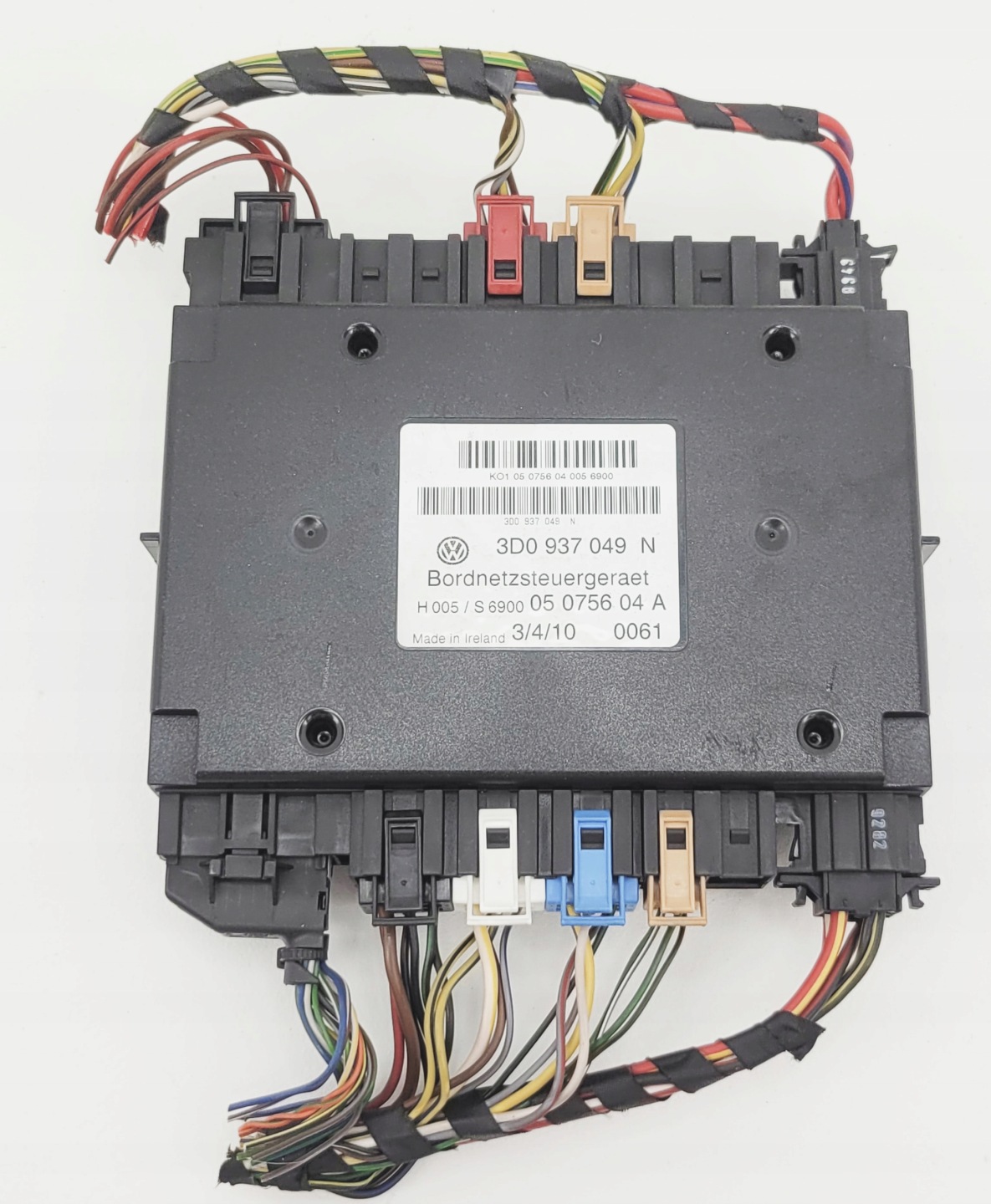 VW PHAETON and LIFT module control unit 3D0937049N