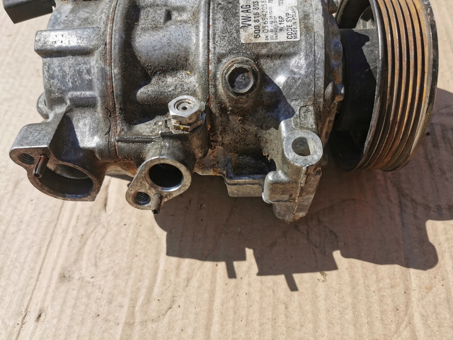 VW CADDY 1.6 TDI DFSD 5Q0816803F kompresor klimatizaci