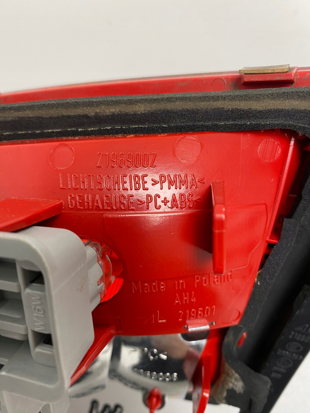 AUDI A4 S4 B8 Licht heckklappe hinten links AVANT links