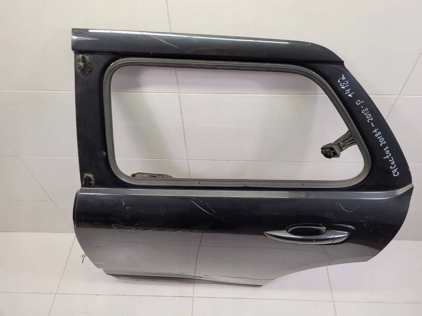 door rear part left side Citroen C4 Cactus 2016 9801004180
