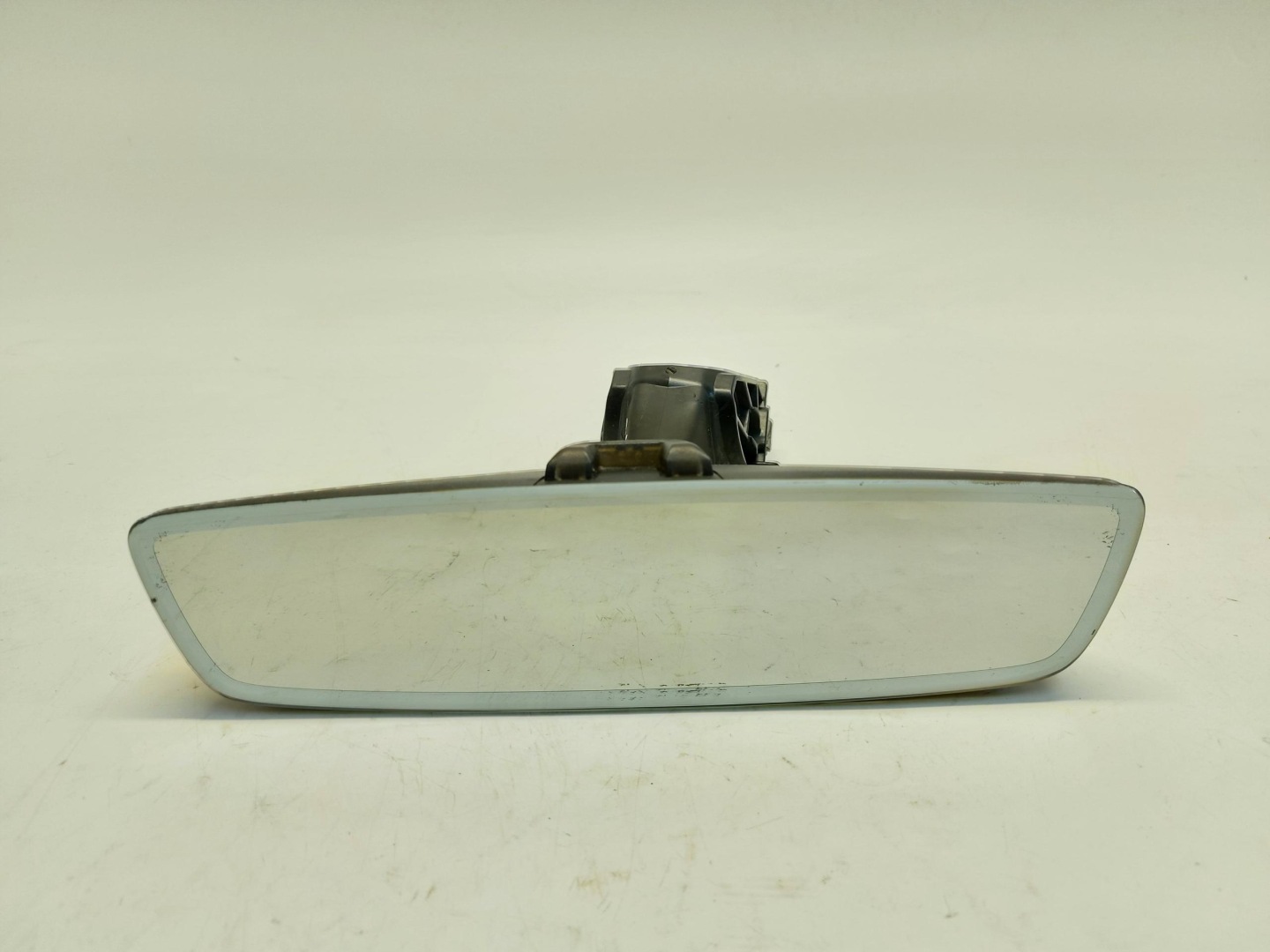 BMW iX i20 2023, Xdrive50 mirror inner reversely