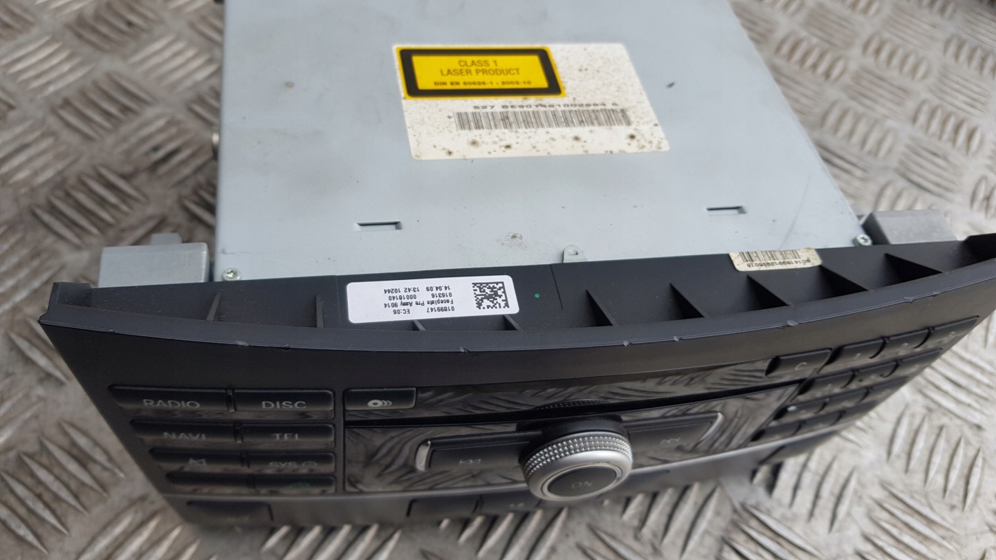 MERCEDES W212 RADIO navigation HARMAN A2129065600