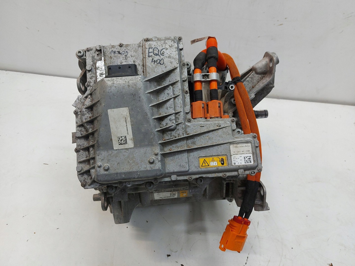 Mercedes EQC 400 W293 engine electrical front A2939012300 A2933406800