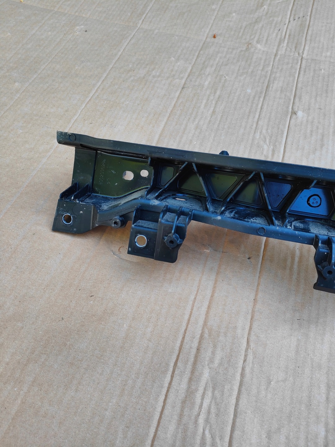 bumper support, wall support DACIA Duster III/3 625006891R