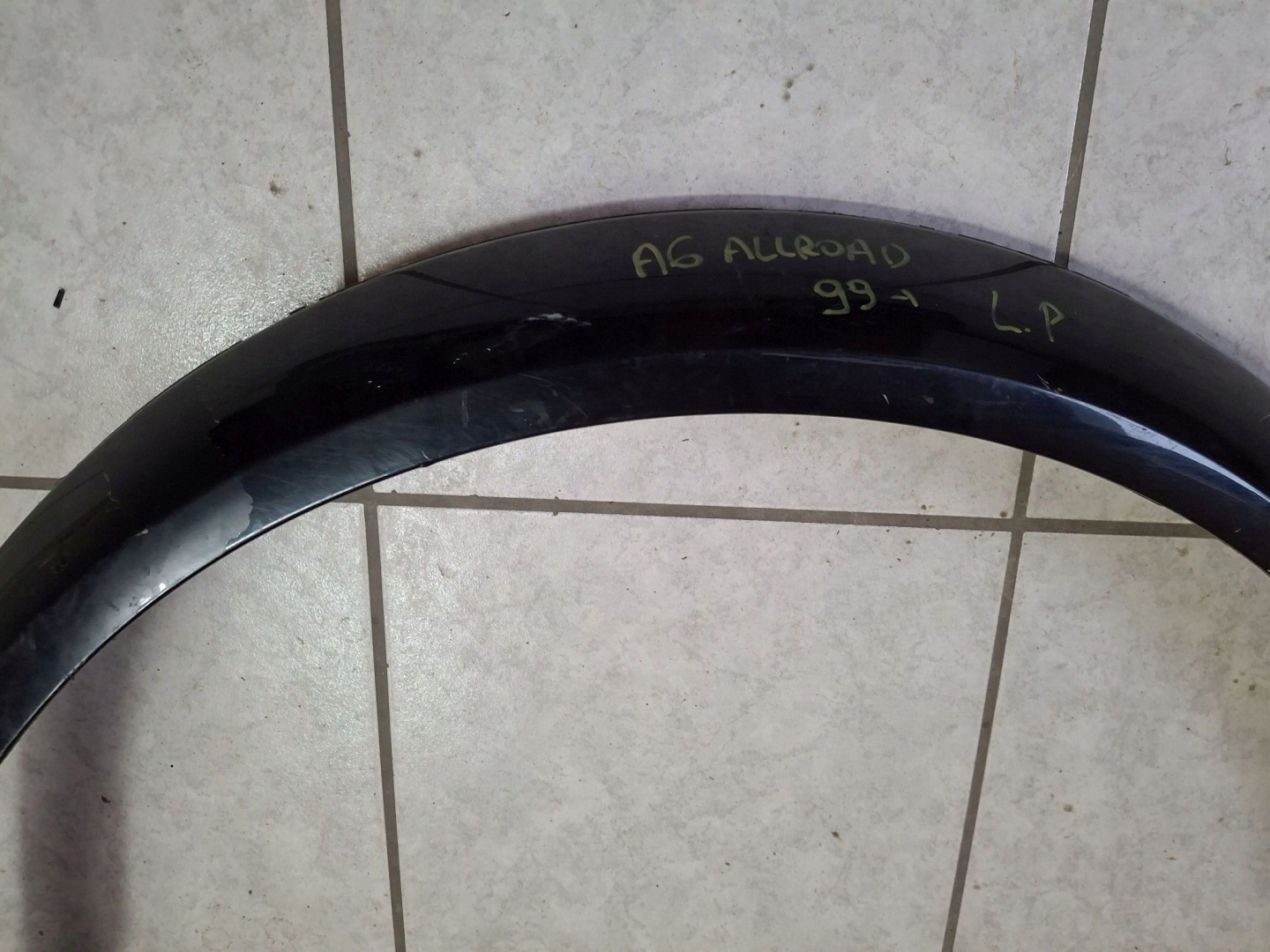 cap for fender left front AUDI A6 ALLROAD C5 4Z7 2000R->