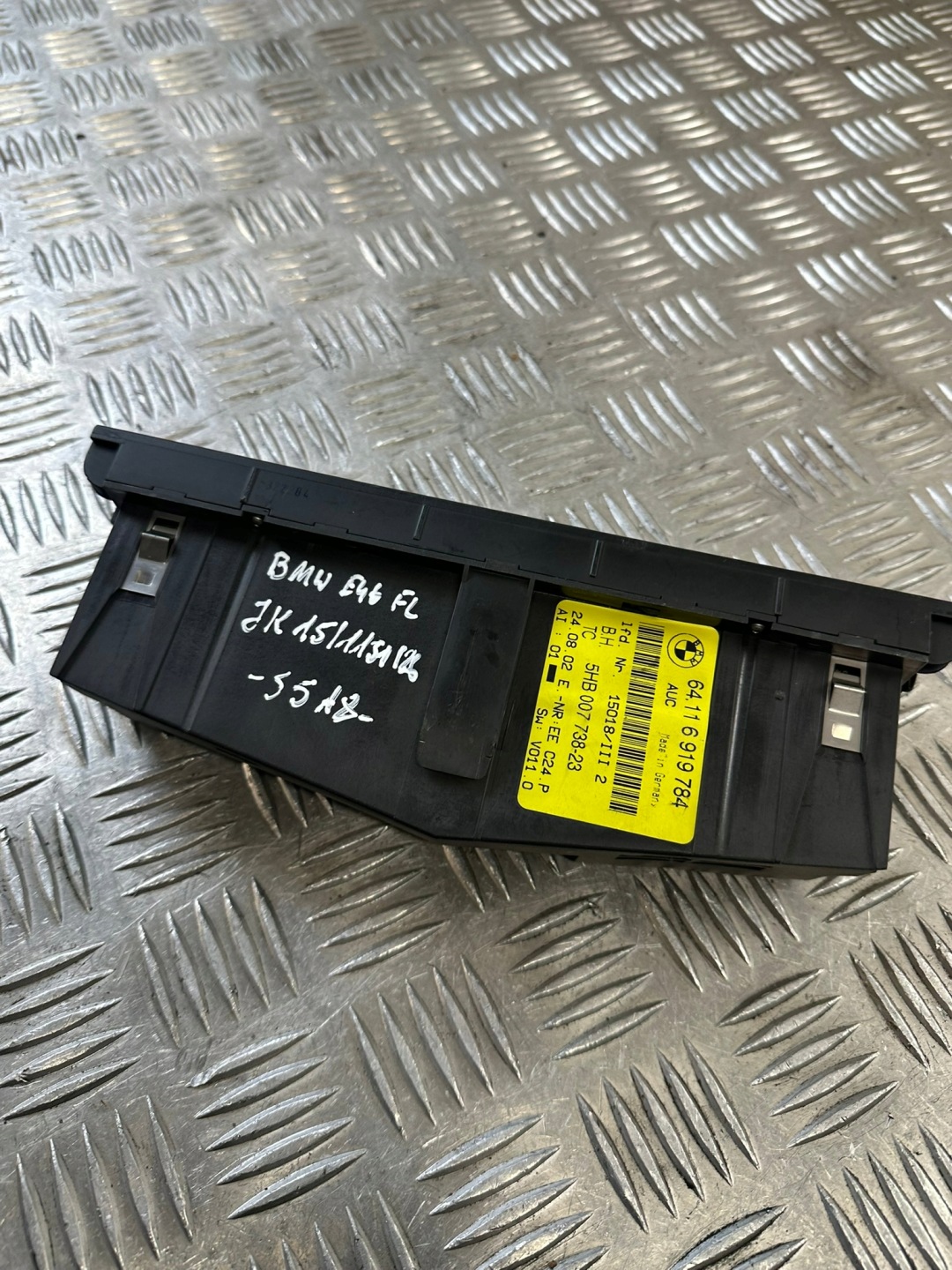 PANEL rešetka ventilacije klimatizacije BMW E46 LIFT 6919784