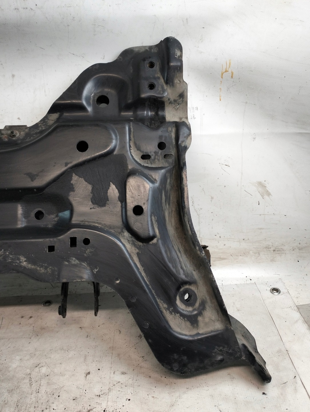 axle beam axle beam front front PEUGEOT 308 1.6 VTI 2009r