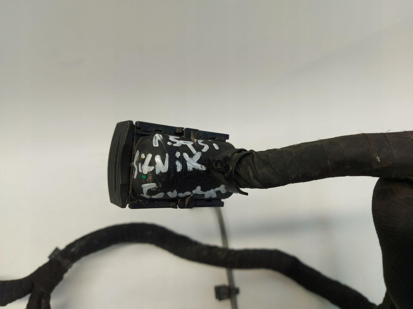 CUPRA FORMENTOR 5FF bundle motor wiring 05E972610B