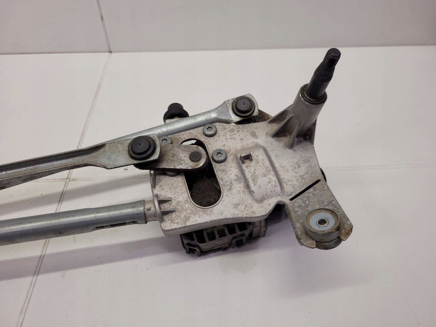 Wischergestänge Ford Kuga 3 2020 W000107337B