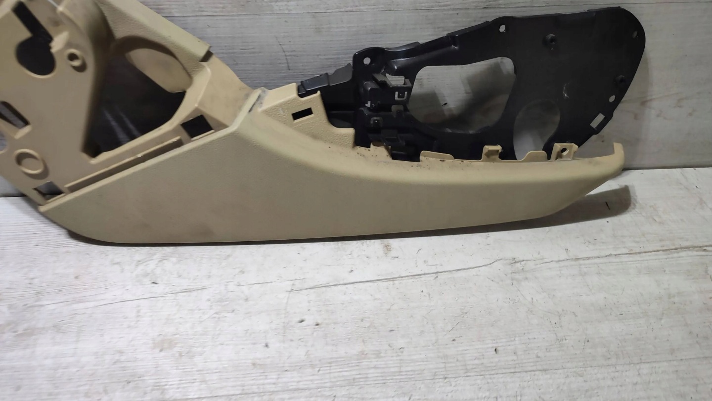 Mercedes-Benz R W251 2008 front side right cover seat