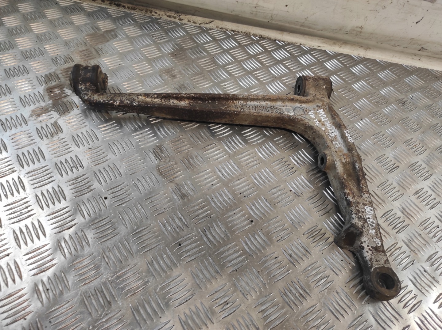 VW VOLKSWAGEN TRANSPORTER T4 arm front right 701407166 original