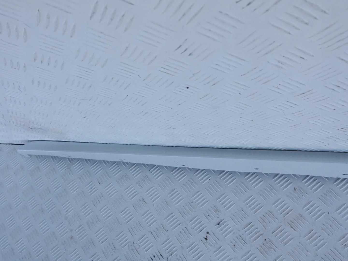 BMW 1 F40 m-packet threshold left moulding cap