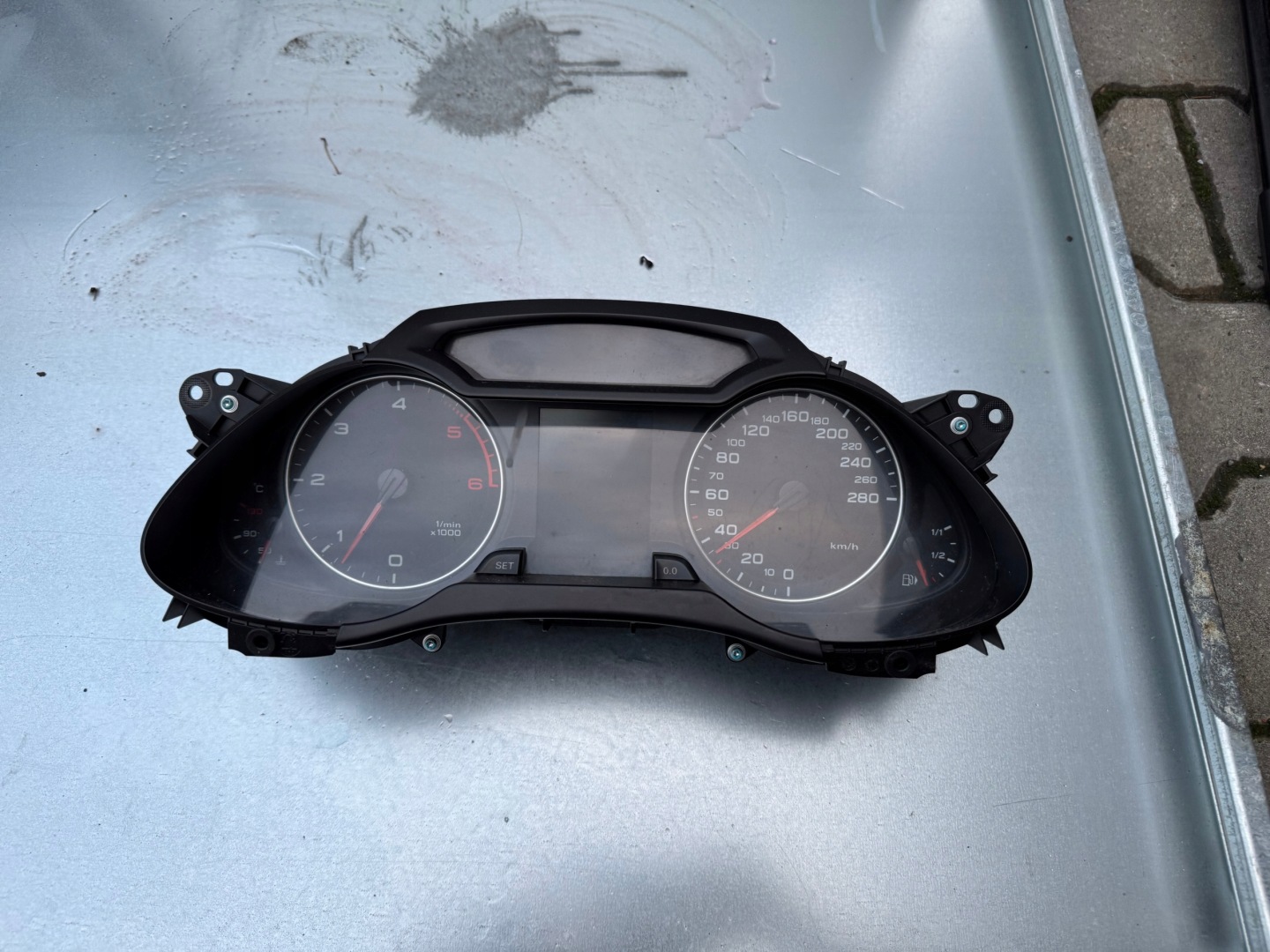 dials dials AUDI A4 B8 8K0920900C EUROPA