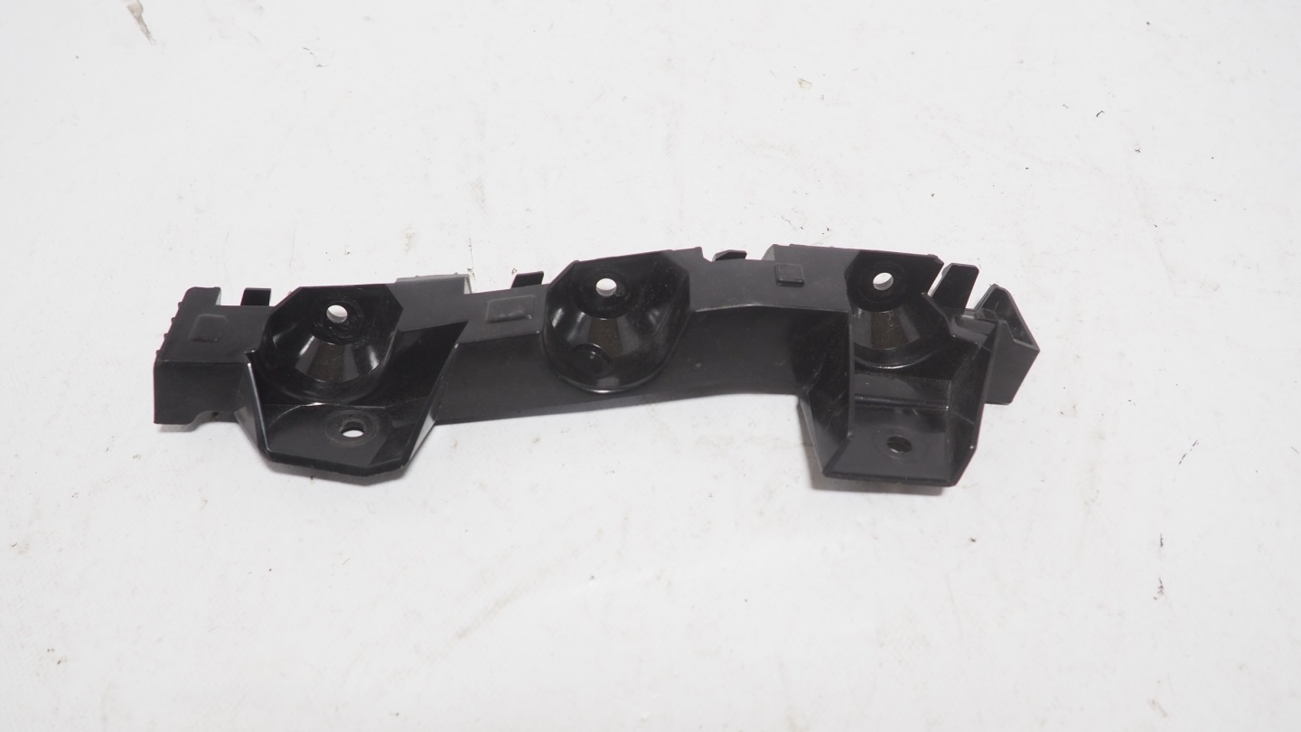 Renault Captur II bumper bracket right rear part 850445586R