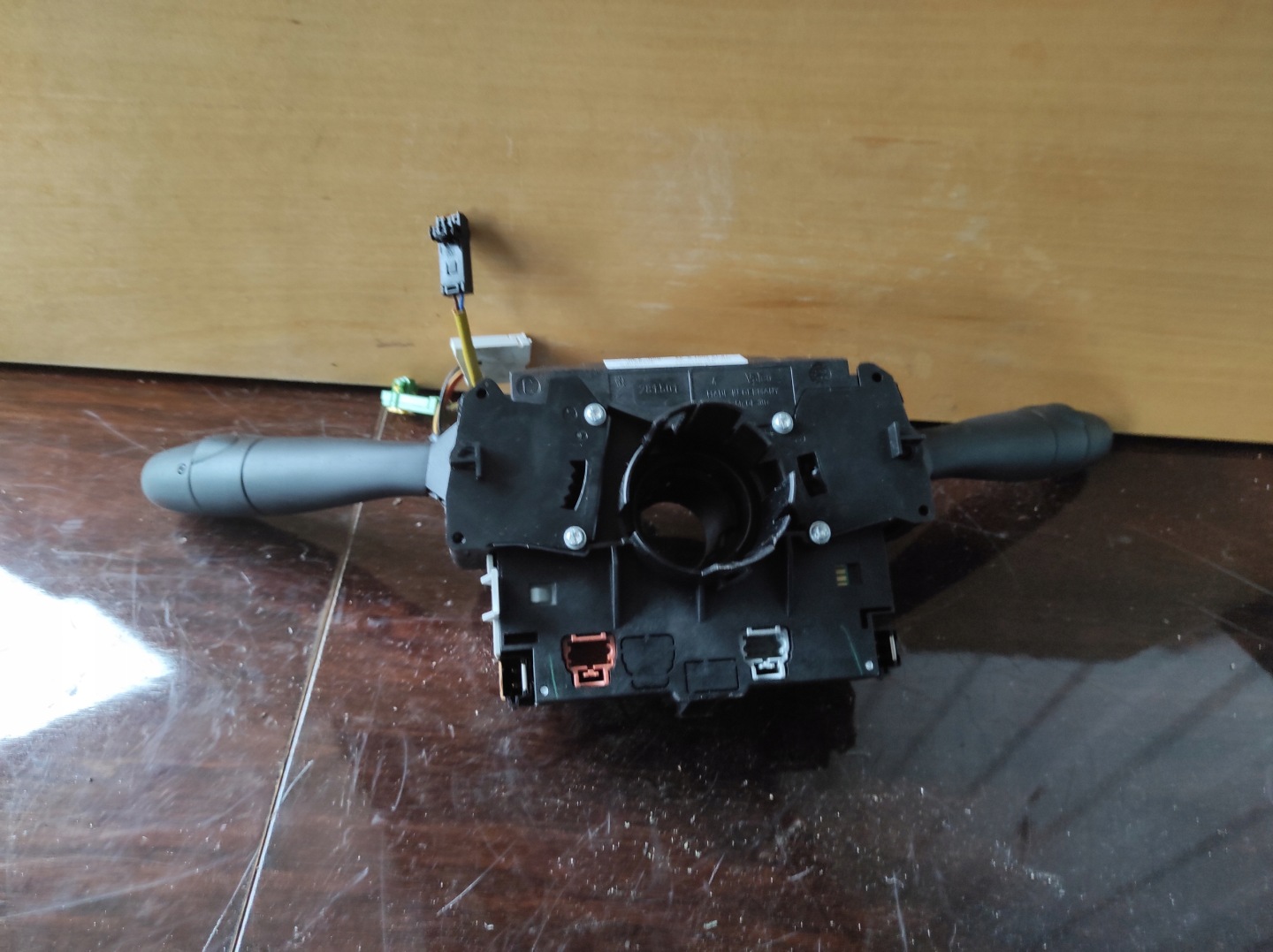 DEVIO LUCI TERGICRISTALLO TERGI PAJAK PEUGEOT 207 96630730XT