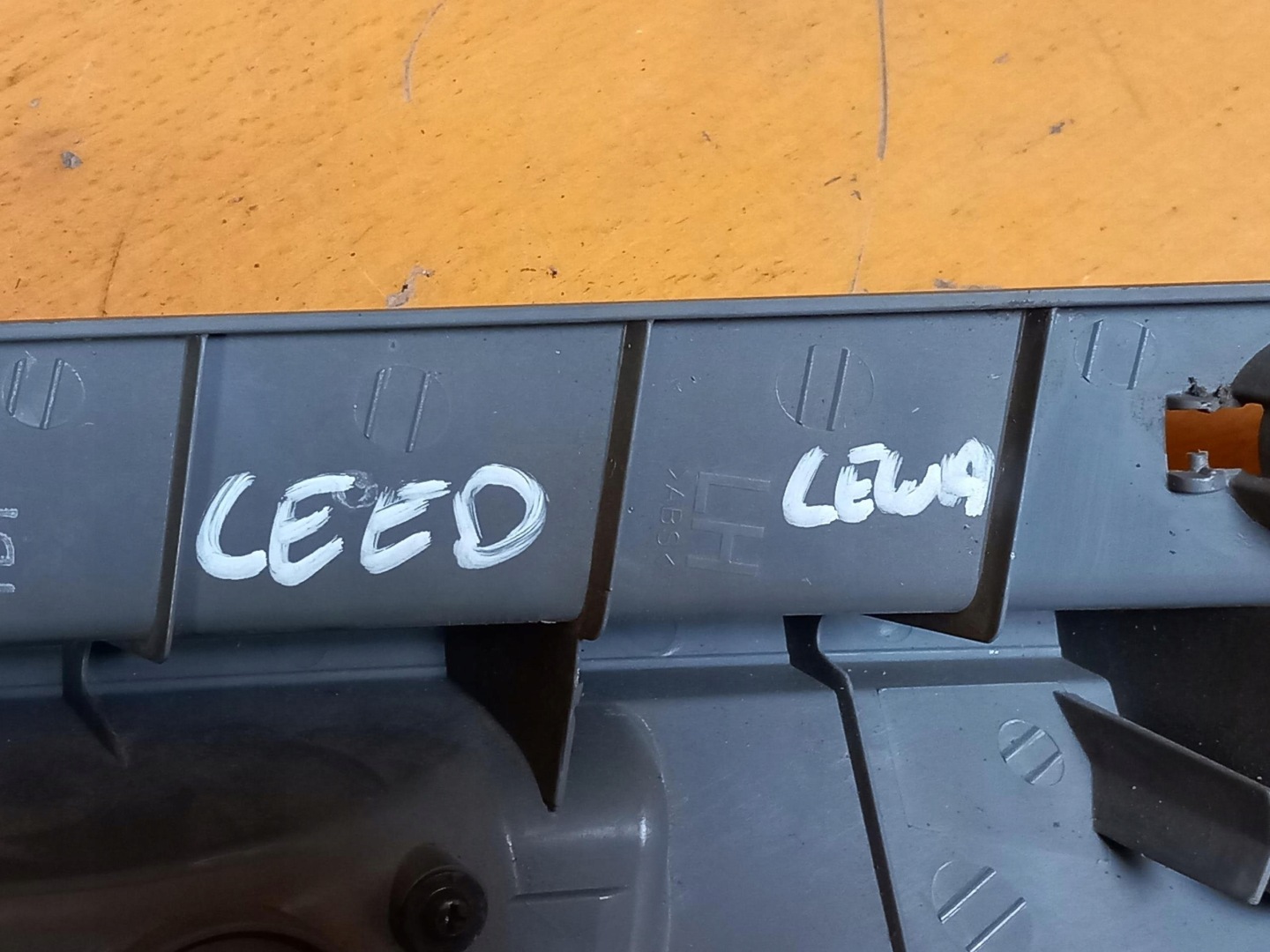 light complete left rear part KIA CEED and KOMBI 92403-1H3 07-12