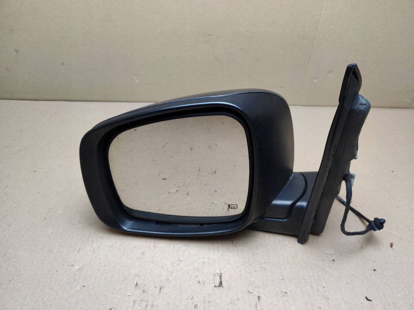 mirror exterior left side Chrysler Town and Country 5 facelift 2012