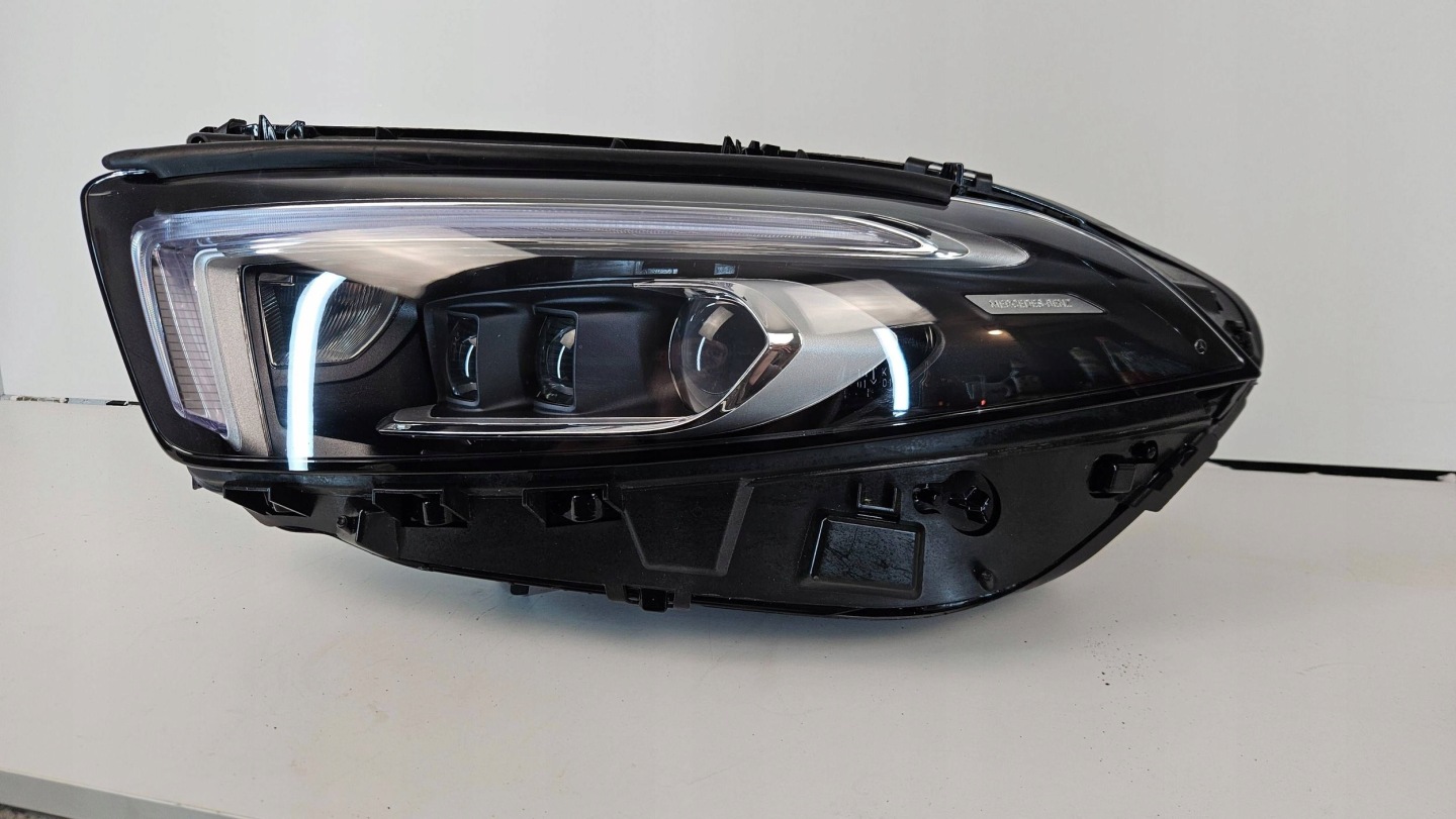 Mercedes A klasa 177 Multibeam light left front Reflektor 1779065700