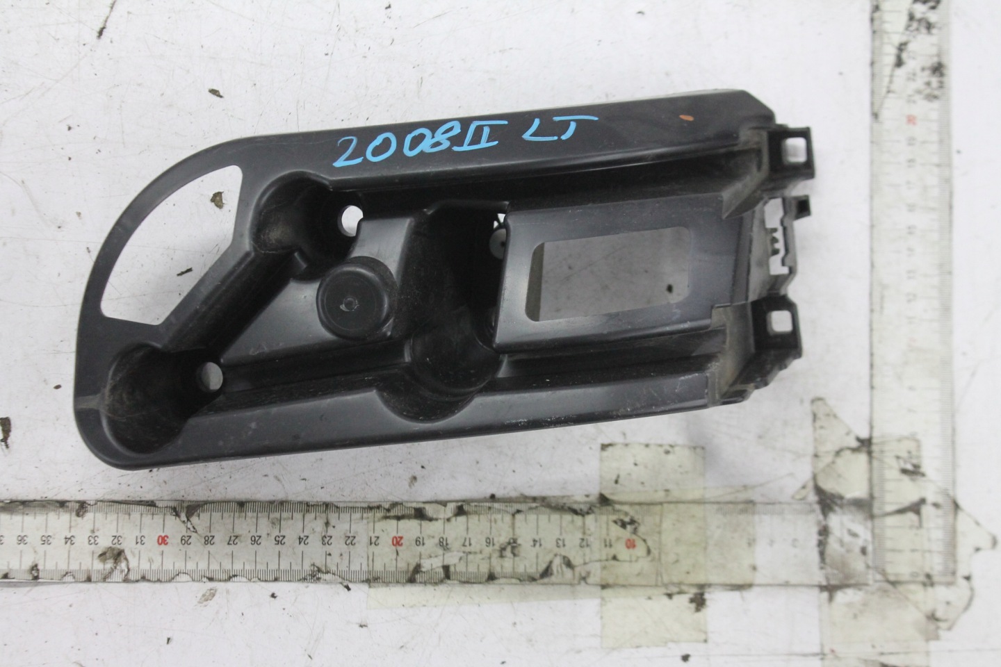 bumper bracket left 9825842780 PEUGEOT 2008 II 19
