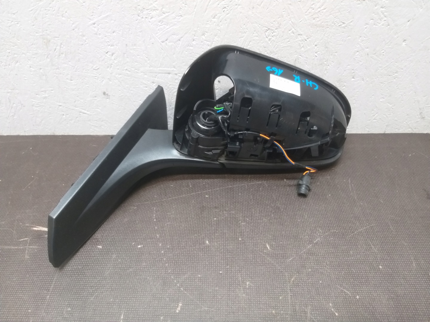 mirror left TOYOTA CHR 11PIN 87940-F4032