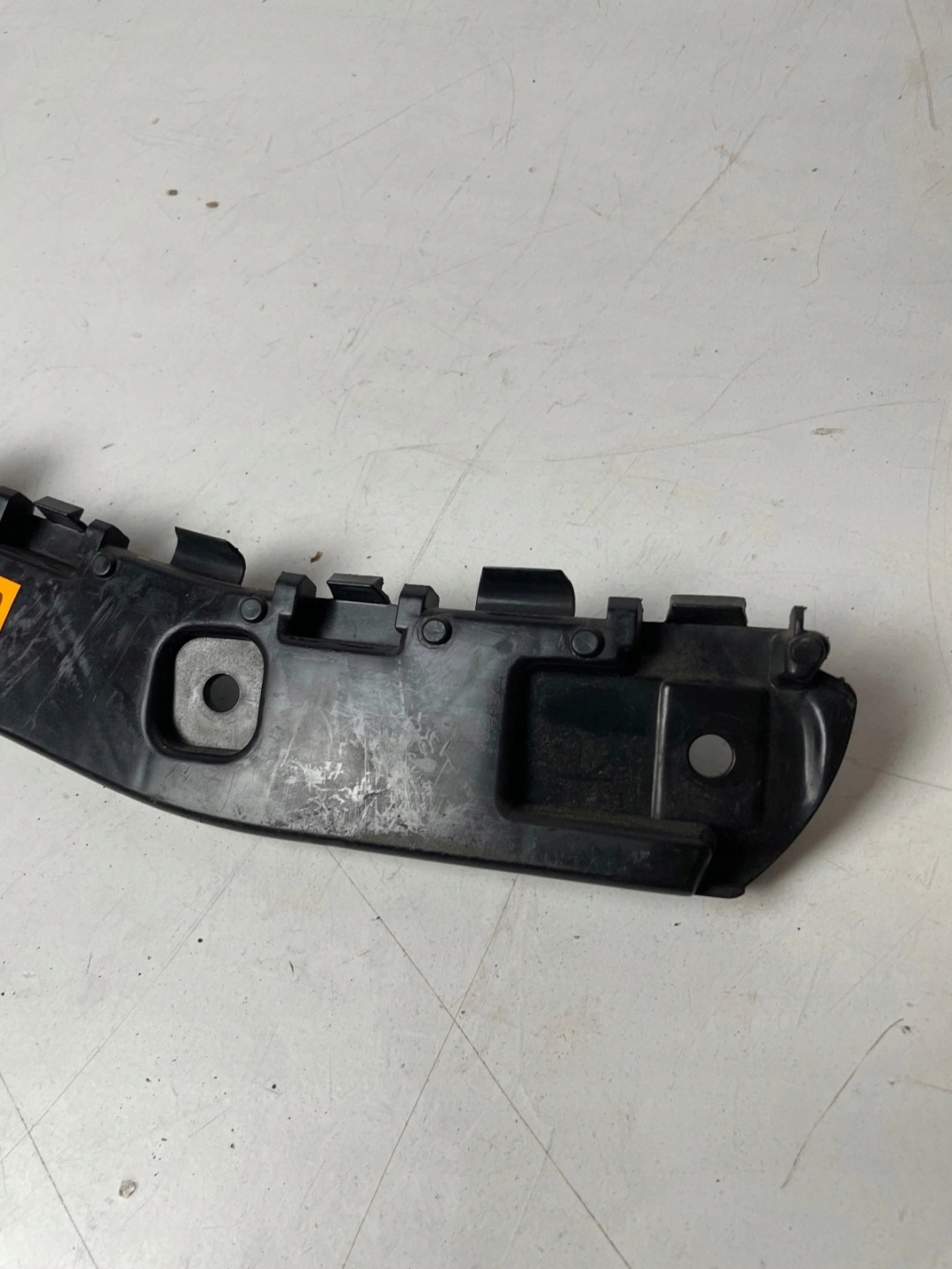 Support Support plaque Pare choc Arrière Arrière Droite Ford Kuga MK2