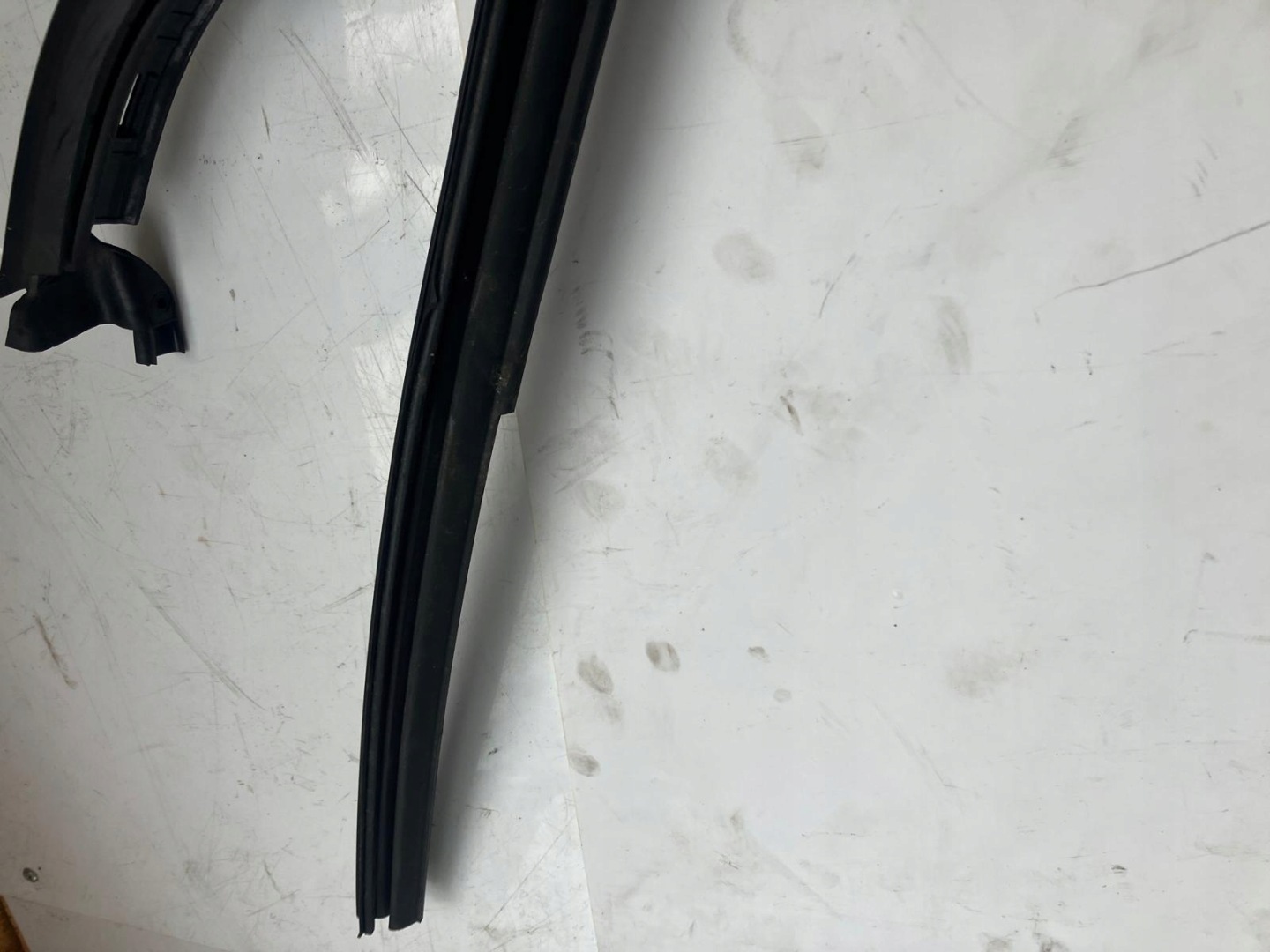 frame gasket door left front PEUGEOT 308 T9
