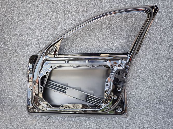 BMW G30 G31 5 dveře pravé přední předek