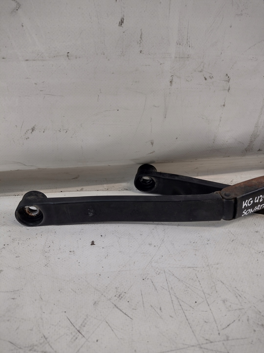 Bracci tergicristallo przednich Hyundai Sonata V berlina