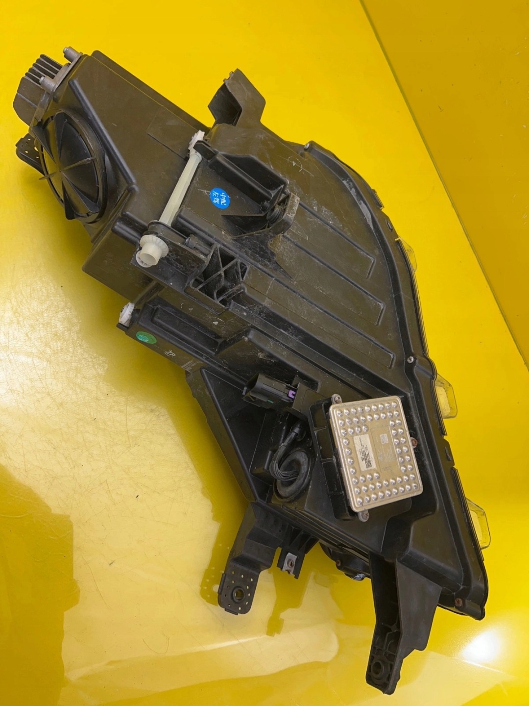 light right front MG HS 18- Full Led