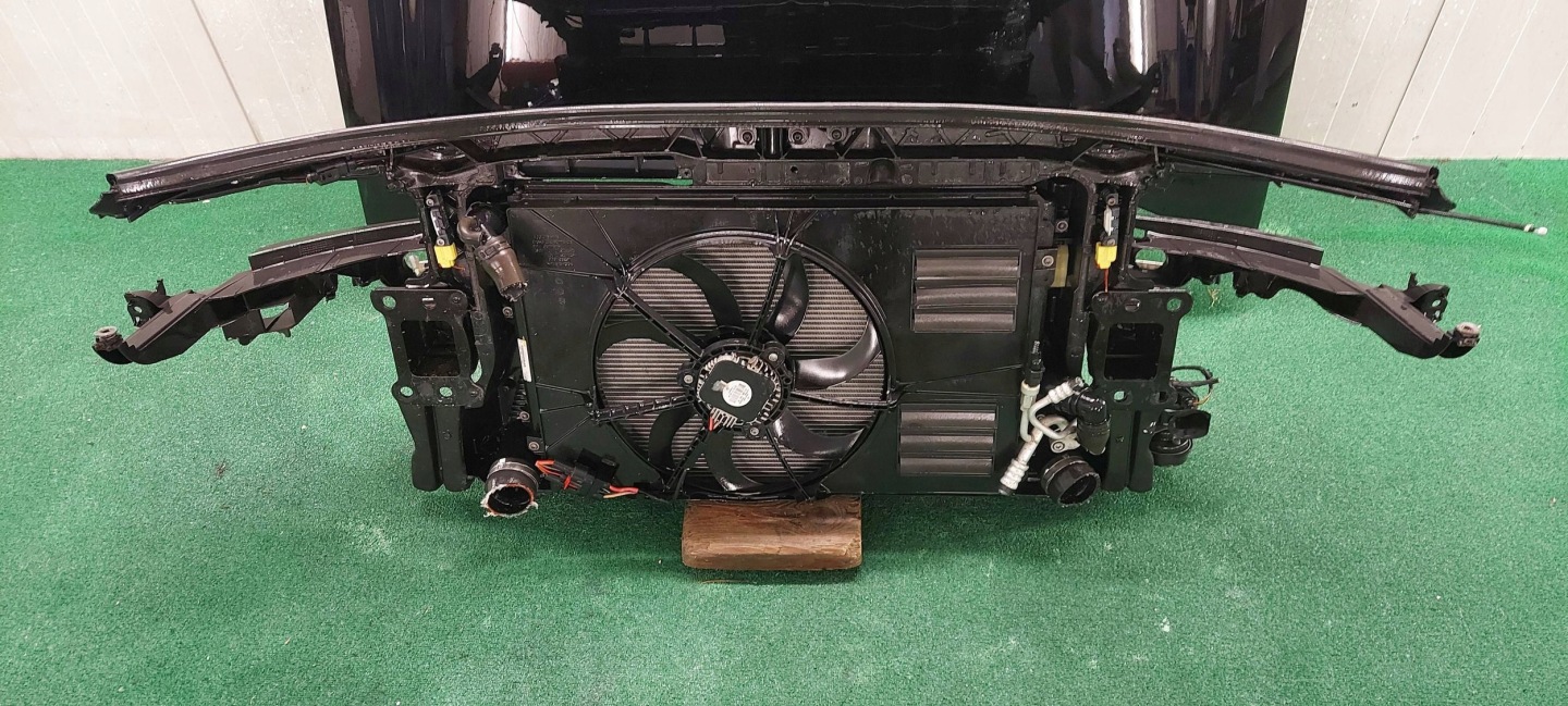 support panel for radiators AUDI A3 8P LIFT 08-13 1.6TDI