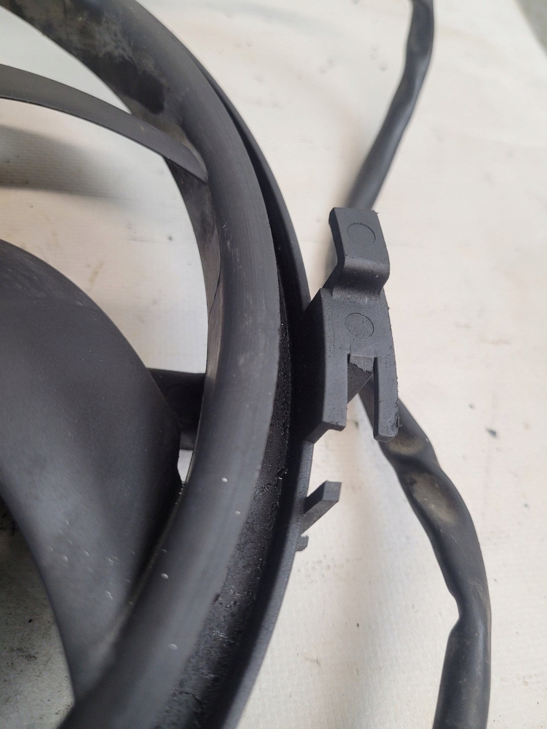 ventilátor chladiče VOLKSWAGEN PASSAT B5 1.9TDI