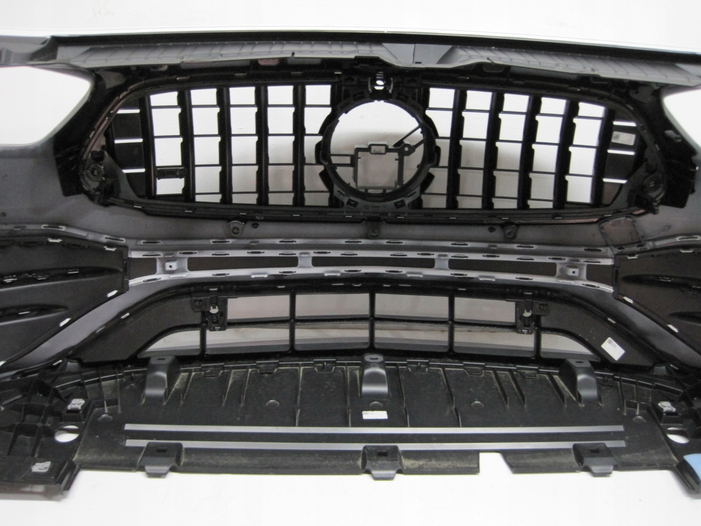 Frontstoßstange MERCEDES A247 GLA AMG 23R
