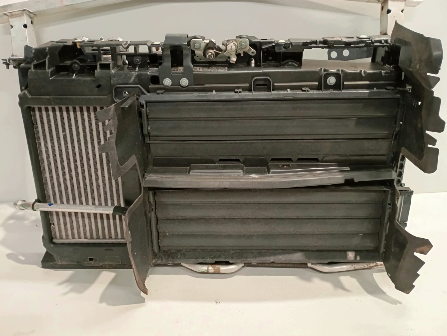 support panel for radiators radiator JEEP AVENGER