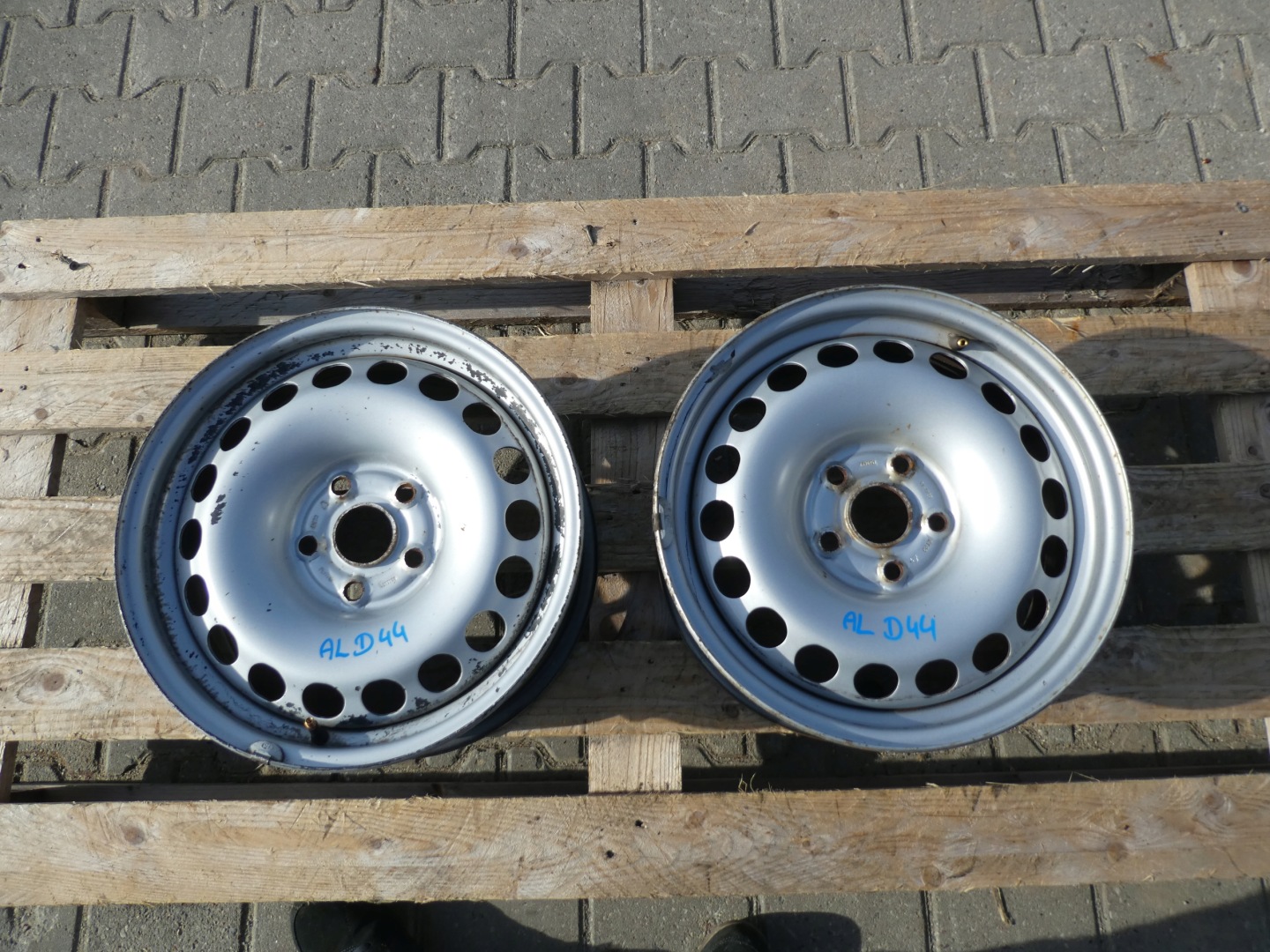 2X VW CERCHI FERRO KBA44552 16 5X112